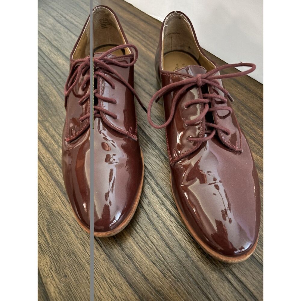 G.H. Bass "Ella" Plum Burgundy Patent Leather Lace Up Derby Oxfords - 8M